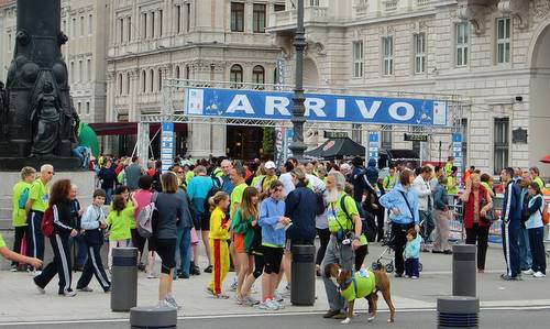 Maratona d'Europa - Arrivo on Piazza Unità d'Italia (Photo: Copyright © 2010 Hendrik Böttger / runinternational.eu)