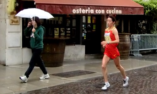 Udine Half Marathon 2010 - Chang Jinxue (Copyright © 2010 runinternational.eu)