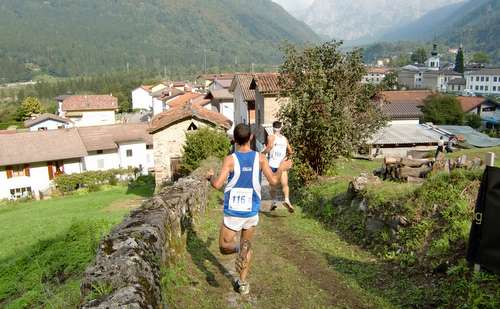 WMMRC 2011 Paluzza - M40 (Copyright © 2011 runinternational.eu)