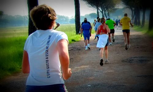 A piedi per Bibione (Copyright © 2014 Hendrik Böttger / runinternational.eu)