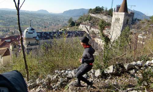 11e Cjaminade di Sante Lussie, Gemona del Friuli, Italy (Copyright © 2012 Hendrik Böttger / runinternational.eu)