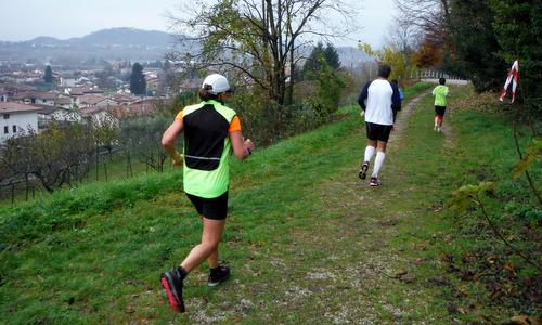 Corse Pignote - fine views of Artegna in the province of Udine in Italy (Copyright © 2014 Hendrik Böttger / Run International EU) 