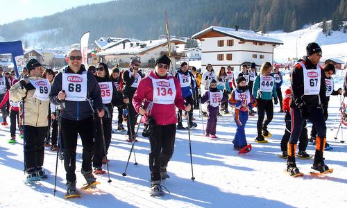 Ciasp DoloMitica - snowshoe walkers in the Dolomites in Italy (Photo by courtesy of Gianluigi Topran d’Agata, Associazione SOL OMNIBUS LUCET)