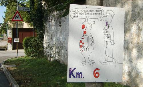 Marcia dei Tre Campanili, San Pier d'Isonzo - 6km marker (Copyright © 2013 Hendrik Böttger / Run International EU)