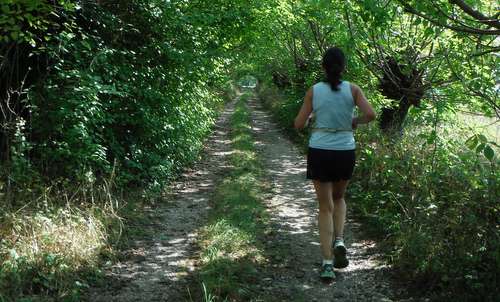 Marcia ‘Blave di Mortean’, Mortegliano, Friuli, Italy - a runner on a beautiful trail (Copyright © 2016 Hendrik Böttger / runinternational.eu)