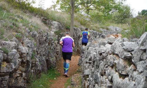 Marcia di Redipuglia, Italy - runners in a World War One trench (Copyright © 2015 Hendrik Böttger / runinternational.eu)