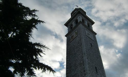 The campanile (bell tower) of San Pier d'Isonzo (Copyright © 2014 Hendrik Böttger / Run International EU)
