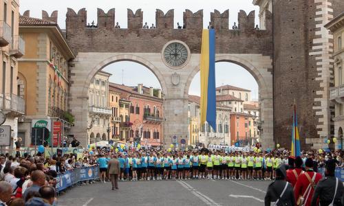 Straverona, Verona, Italy -  before the start (Copyright © 2016 Hendrik Böttger / runinternational.eu)