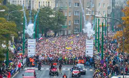 Poznan Marathon, Poland - the start (Photo: Copyright © 2014 M. Zakrzewski)