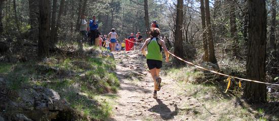an uphill sprint to the finish of the Gradiski tek 2009