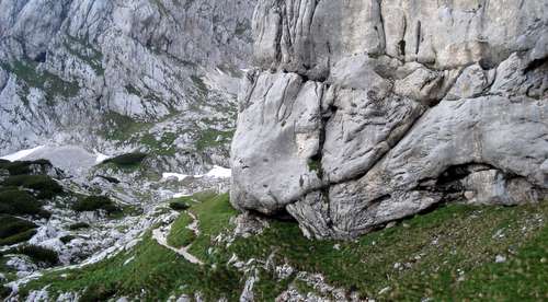 Grintovec Mountain Race: the route at an elevation of ca. 2000m
