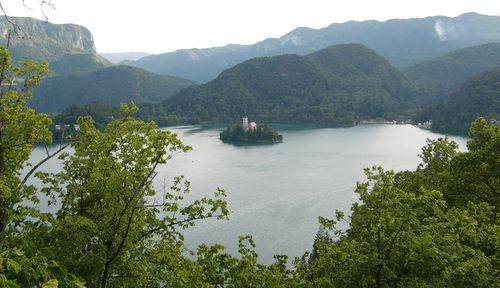Lake Bled, Slovenia, as seen from Bled castle (Photo: Copyright © 2010 Hendrik Böttger / runinternational.eu)