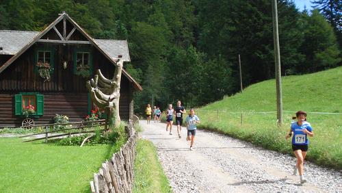 Tek po Dovžanovi soteski, Jelendol, Slovenia (Copyright © 2009 Hendrik Böttger / runinternational.eu)