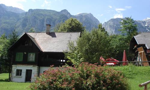 Kamniška Bistrica and Mount Grintovec, Slovenia (Copyright © 2013 Hendrik Böttger / runinternational.eu)