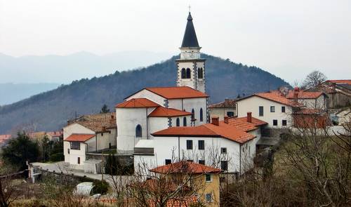 Kamnje pri Ajdovščini, Slovenia (Copyright © 2011 Hendrik Böttger / runinternational.eu)