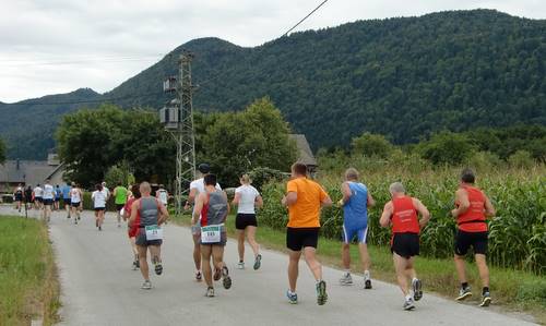 Tek Veronike Deseniške 2011, Breg pri Kočevju (Copyright © 2011 runinternational.eu)