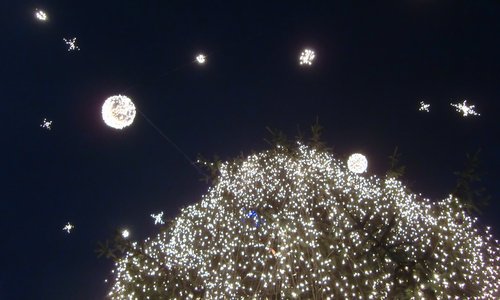 Ljubljana, Slovenia - Christmas lights (Copyright © 2016 Hendrik Böttger / runinternational.eu)