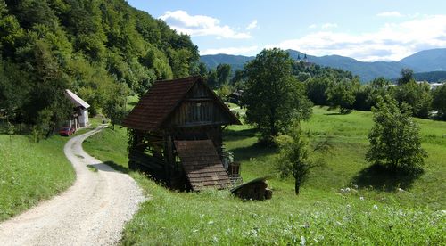 The trail from Mozirje to Nazarje (Copyright © 2010 Hendrik Böttger / runinternational.eu)