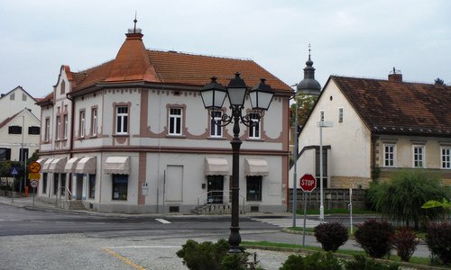 At the castle of Ormož, Slovenia (Copyright © 2015 Hendrik Böttger / runinternational.eu)