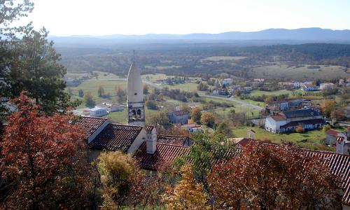 Štanjel and the Karst, Slovenia (Photo: Copyright © 2009 Hendrik Böttger / www.runinternational.eu)