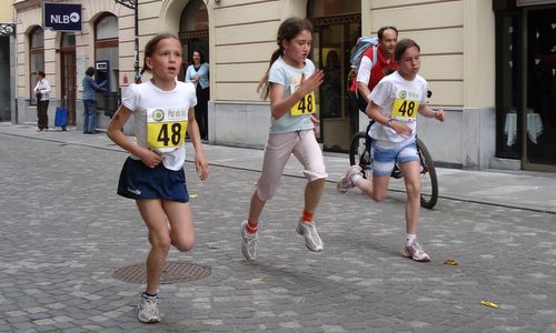 Tek Trojk, children's race (Copyright © 2010 runinternational.eu)