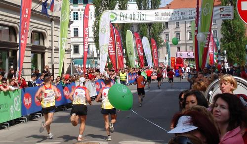 Tek Trojk, Ljubljana, finish (Copyright © 2010 runinternational.eu)