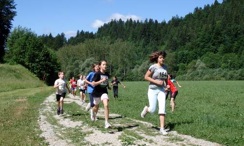 Visoški tek - a running event in the Poljanska dolina (Poljane Valley) in Slovenia (Copyright © 2015 Hendrik Böttger / Run International EU)