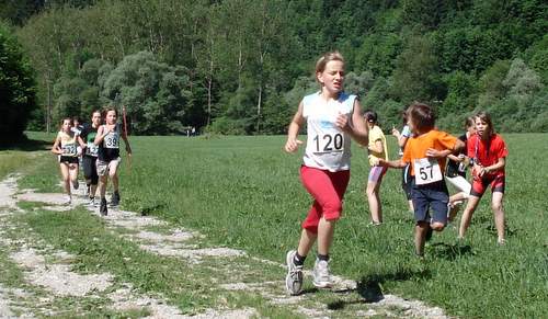 Visovški tek, children's race (Copyright © 2010 runinternational.eu)