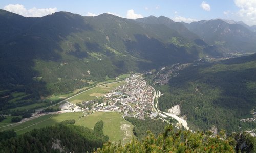 Kranjska Gora as seen from Vitranc (Copyright © 2019 Hendrik Böttger / runinternational.eu)