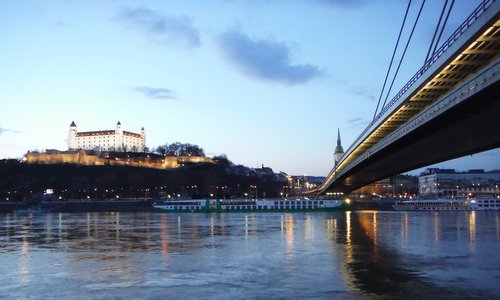 Bratislava Castle, Slovakia (Copyright © 2015 Hendrik Böttger / runinternational.eu)