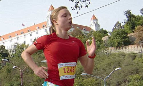 dm ženký beh 2012 - Mária Prášilová at Bratislava Castle (Copyright © 2012 Hendrik Böttger)