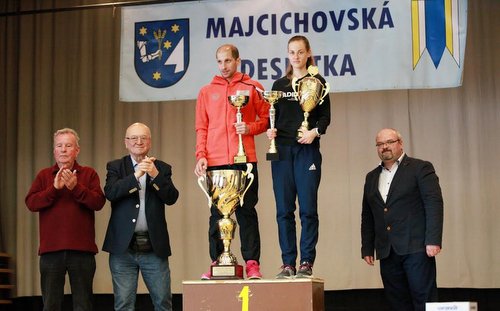 Tibor Sahajda and Veronika Zrastáková, winners of the 29th Majcichovská desiatka 10k race 2019 in Slovakia (Photo by courtesy of Jaroslav Lieskovský)