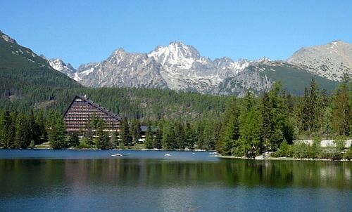 The Štrbské pleso lake in Štrbské Pleso, Slovakia  (Copyright © 2011 Sport Club Štrbské Pleso)