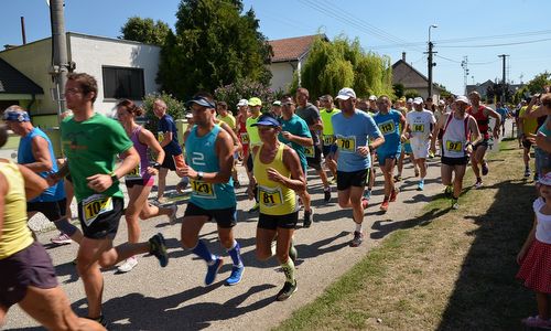 Memoriál Petra Minárecha - Trebatická desiatka: runners after the start of the 10k race in the village of Trebatice, Slovakia (Photo by courtesy of Juraj Jankech)