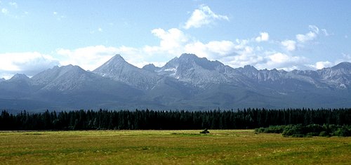 Vysoké Tatry - High Tatras, Slovakia (Photo: Author: self / User: Krivan / commons.wikimedia.org / public domain)