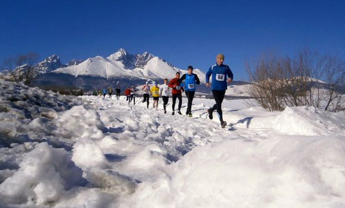 Winter Running Tour, High Tatras, Slovakia (Copyright © 2015 Sport Tatry; photo modified by Run International EU)